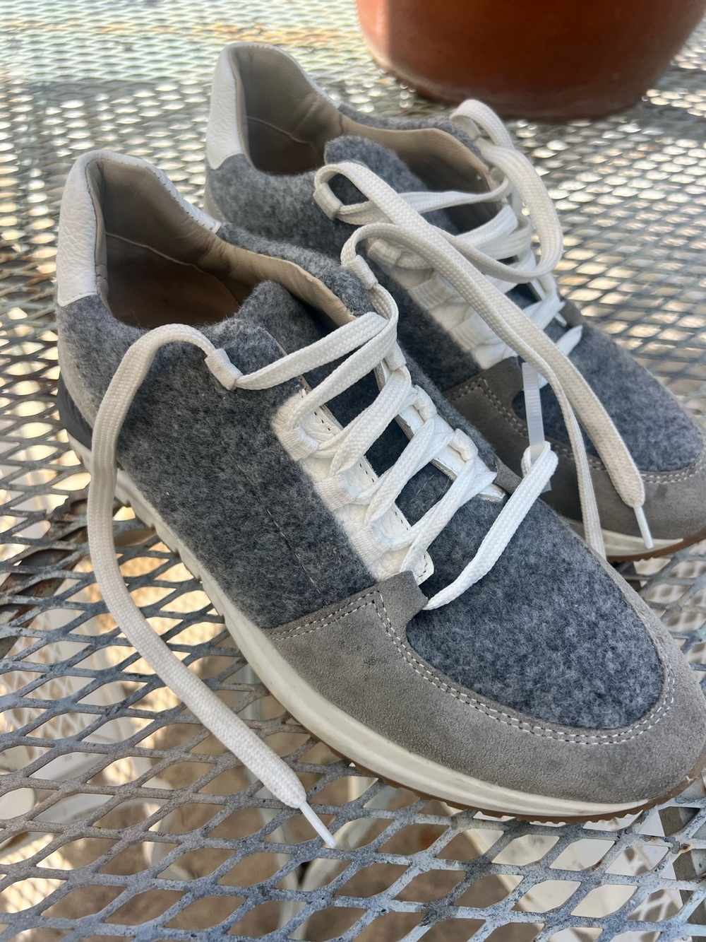Boden Women’s Gray & White Casual Lace-Up Sneakers Size 8.5